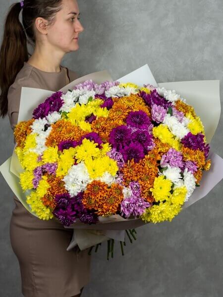 Bouquet “Mix of 51 chrysanthemums“